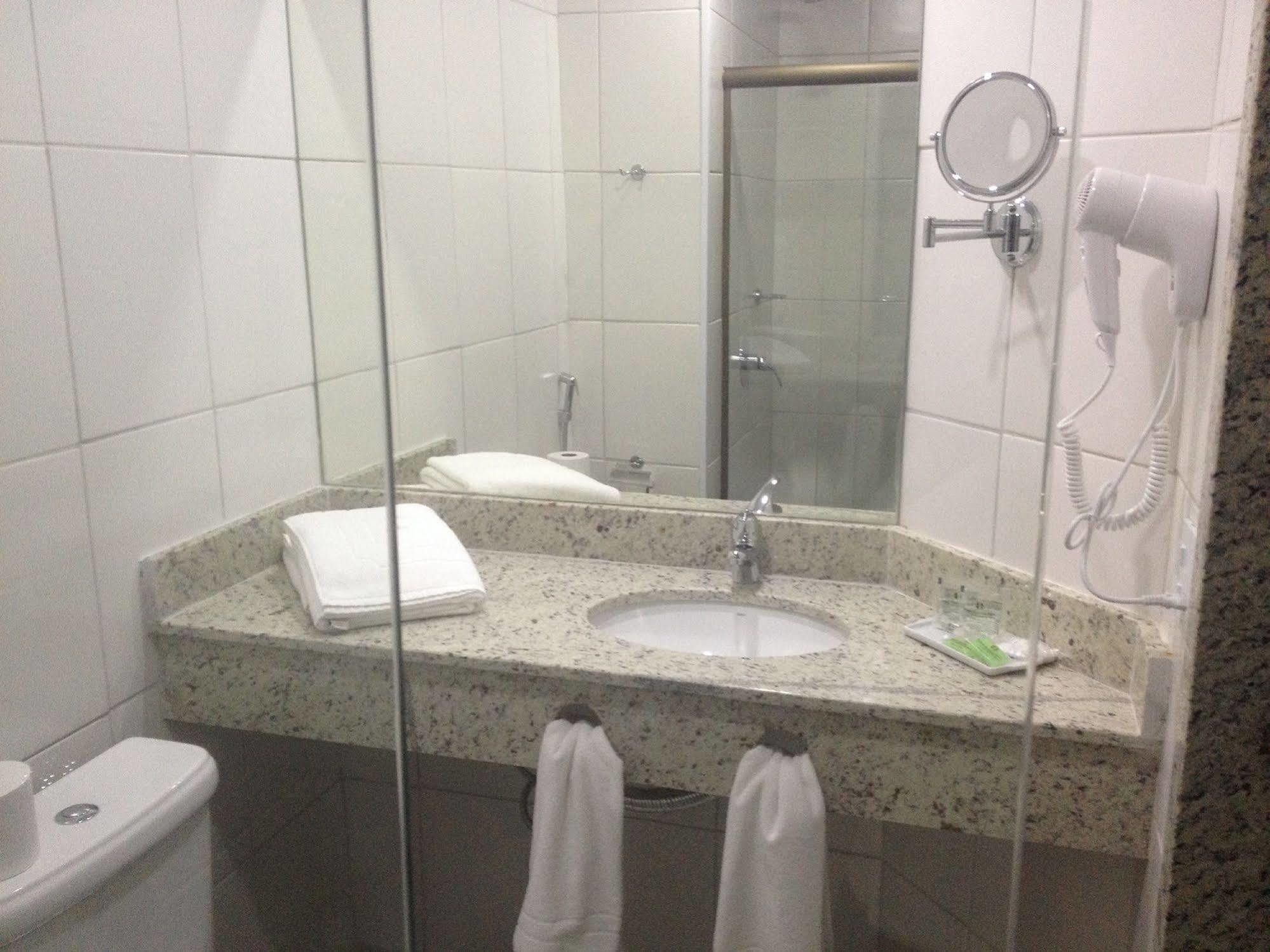 Golden Park Sorocaba Hotel Exterior photo